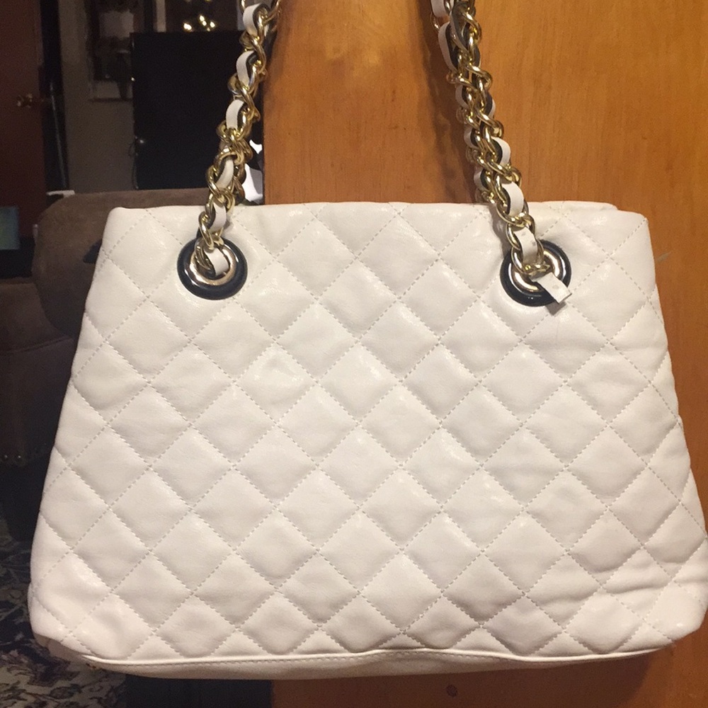 Hand bag